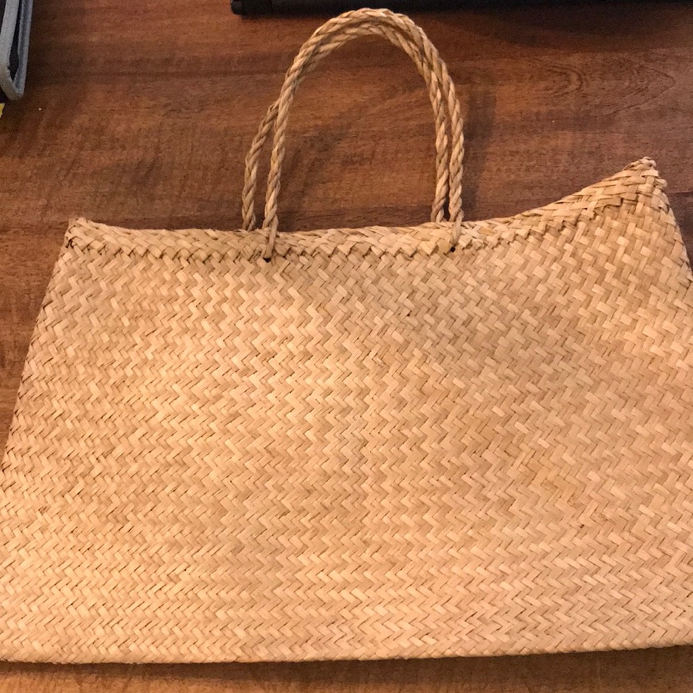 Straw bag